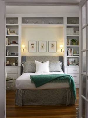 Built in shelves bedroom Built in shelves bedroom